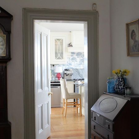 Lynwood House Bed & Breakfast Cobh Dış mekan fotoğraf