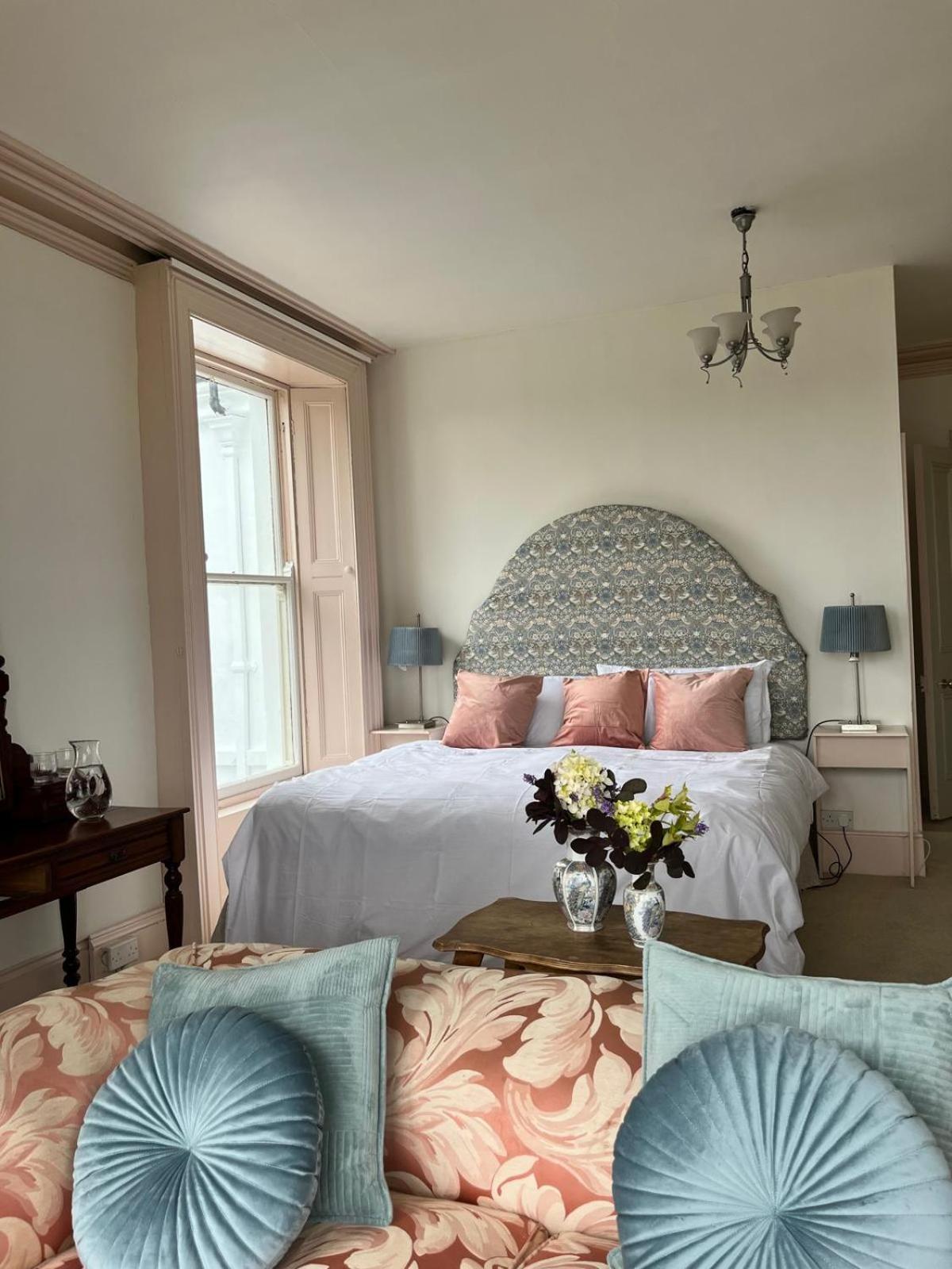 Lynwood House Bed & Breakfast Cobh Dış mekan fotoğraf