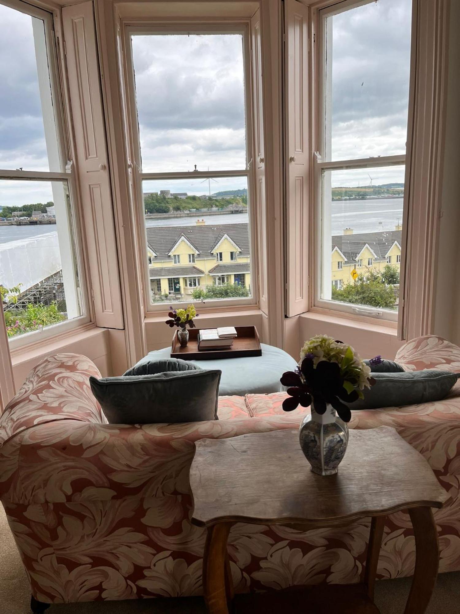 Lynwood House Bed & Breakfast Cobh Dış mekan fotoğraf
